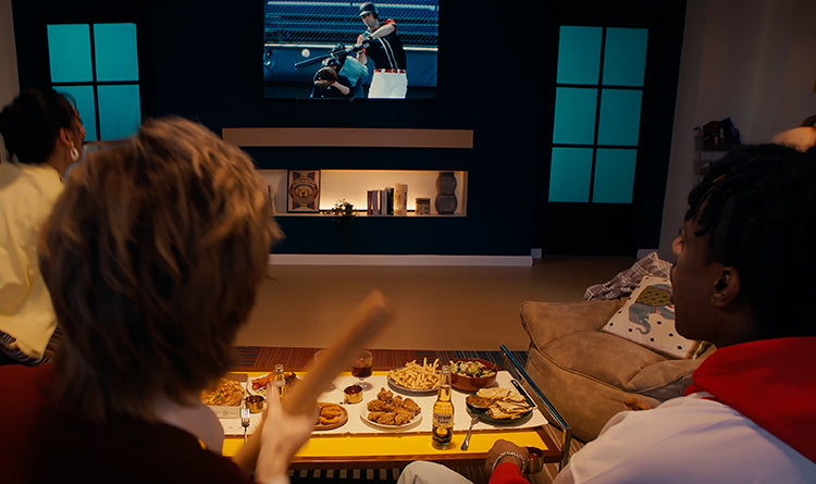 Master Holiday Hosting: The Secret to Hot Meals for Everyone